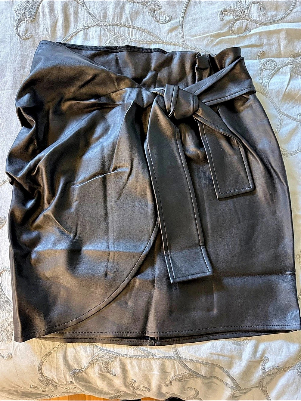 Express Faux Leather Tie Waist Mini Skirt in Black